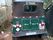 https://riyasewana.com/uploads/bajaj-threewhil-2000-197114312594.jpg