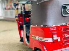 https://riyasewana.com/uploads/bajaj-threvel-122321094212.jpg