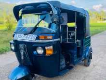 Bajaj RE 205 2011 Three Wheel