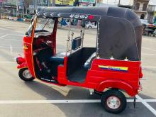 https://riyasewana.com/uploads/bajaj-tree-weel-121352136606.jpg