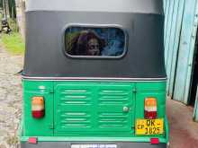 https://riyasewana.com/uploads/bajaj-tree-wheel-1513010222812.jpg