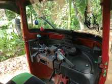 https://riyasewana.com/uploads/bajaj-tree-wheel-2014-1015593512582.jpg