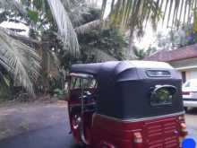 https://riyasewana.com/uploads/bajaj-tri-wheell-2007-2116295812073.jpg