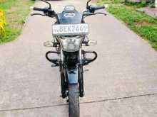 https://riyasewana.com/uploads/bajaj-v-15-2414584122103.jpg