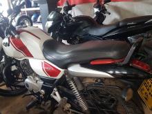 Bajaj V15 2016 Motorbike