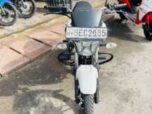 https://riyasewana.com/uploads/bajaj-v-15-281001481672.jpg