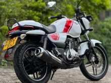 Bajaj V15 2016 Motorbike