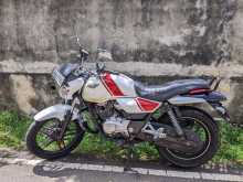 https://riyasewana.com/uploads/bajaj-v-15-71013284602.jpg