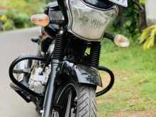 Bajaj V12 2017 Motorbike