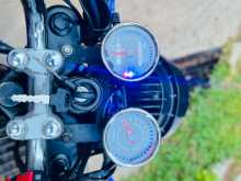 https://riyasewana.com/uploads/bajaj-v15-121020813623.jpg
