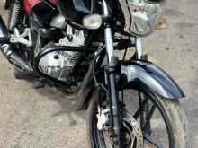 https://riyasewana.com/uploads/bajaj-v15-1212013622262.jpg