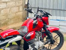 Bajaj V15 2017 Motorbike