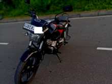 https://riyasewana.com/uploads/bajaj-v15-127212413382.jpg