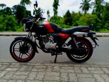 https://riyasewana.com/uploads/bajaj-v15-127234713603.jpg