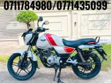 Bajaj V15 2016 Motorbike