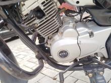 Bajaj V15 2016 Motorbike