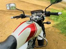 https://riyasewana.com/uploads/bajaj-v15-179324824093.jpg