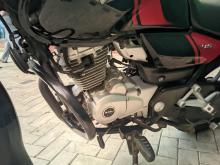 Bajaj V15 2016 Motorbike
