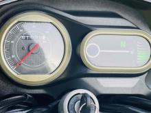 https://riyasewana.com/uploads/bajaj-v15-207512324921.jpg