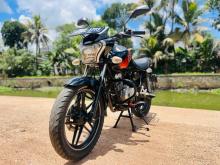 Bajaj V15 2016 Motorbike