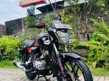 Bajaj V15 2016 Motorbike