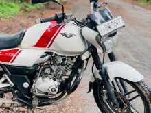 https://riyasewana.com/uploads/bajaj-v15-2210523022643.jpg