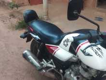 https://riyasewana.com/uploads/bajaj-v15-221323054062.jpg