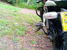 Bajaj V15 2016 Motorbike