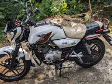 Bajaj V15 2016 Motorbike