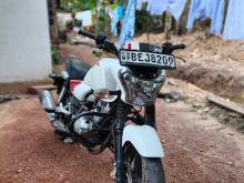 Bajaj V15 2016 Motorbike
