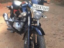 Bajaj V15 2016 Motorbike