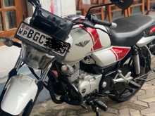 https://riyasewana.com/uploads/bajaj-v15-3112135113154.jpg