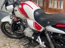 https://riyasewana.com/uploads/bajaj-v15-3112135113933.jpg