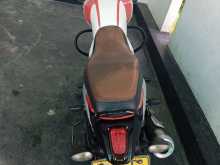 https://riyasewana.com/uploads/bajaj-v15-31935204163.jpg