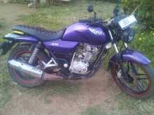 Bajaj V15 2016 Motorbike