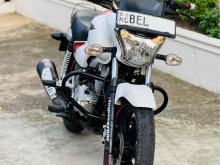 Bajaj V15 2016 Motorbike