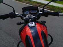 Bajaj V15 2016 Motorbike