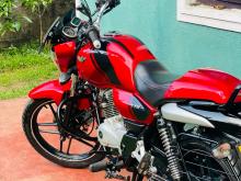 Bajaj V15 2017 Motorbike