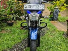 https://riyasewana.com/uploads/bajaj-v15-71919341314222.jpg