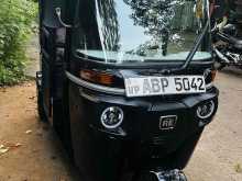 https://riyasewana.com/uploads/bajaj-weel-269174922322.jpg