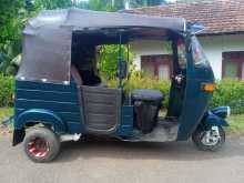 https://riyasewana.com/uploads/bajaj-weel-31534364822.jpg
