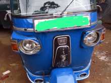 Bajaj RE 2010 Three Wheel