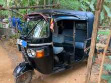 https://riyasewana.com/uploads/bajaj-yf-2015-38425812814.jpg