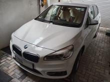https://riyasewana.com/uploads/bmw-225xe-1018055410596.jpg