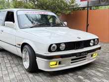 https://riyasewana.com/uploads/bmw-316i-e30-3014161022041.jpg