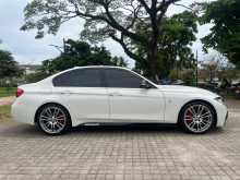 https://riyasewana.com/uploads/bmw-318-i-2018-3012595512523.jpg