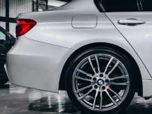 https://riyasewana.com/uploads/bmw-318i-5232607906.jpg