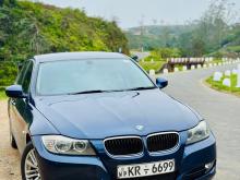 BMW 320i 2011 Car