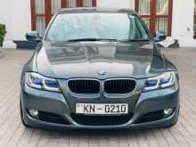BMW 320i 2011 Car