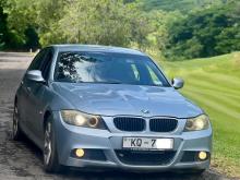 BMW 320i 2009 Car
